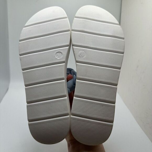 CUSHIONAIRE Women's braided slide sandal +Memory Foam 6.5 BLUE - Picture 5 of 7